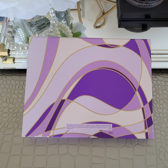 Tarte Amazonian Clay High-Performance Naturals Eyeshadow Palette - Picture 3 of 8